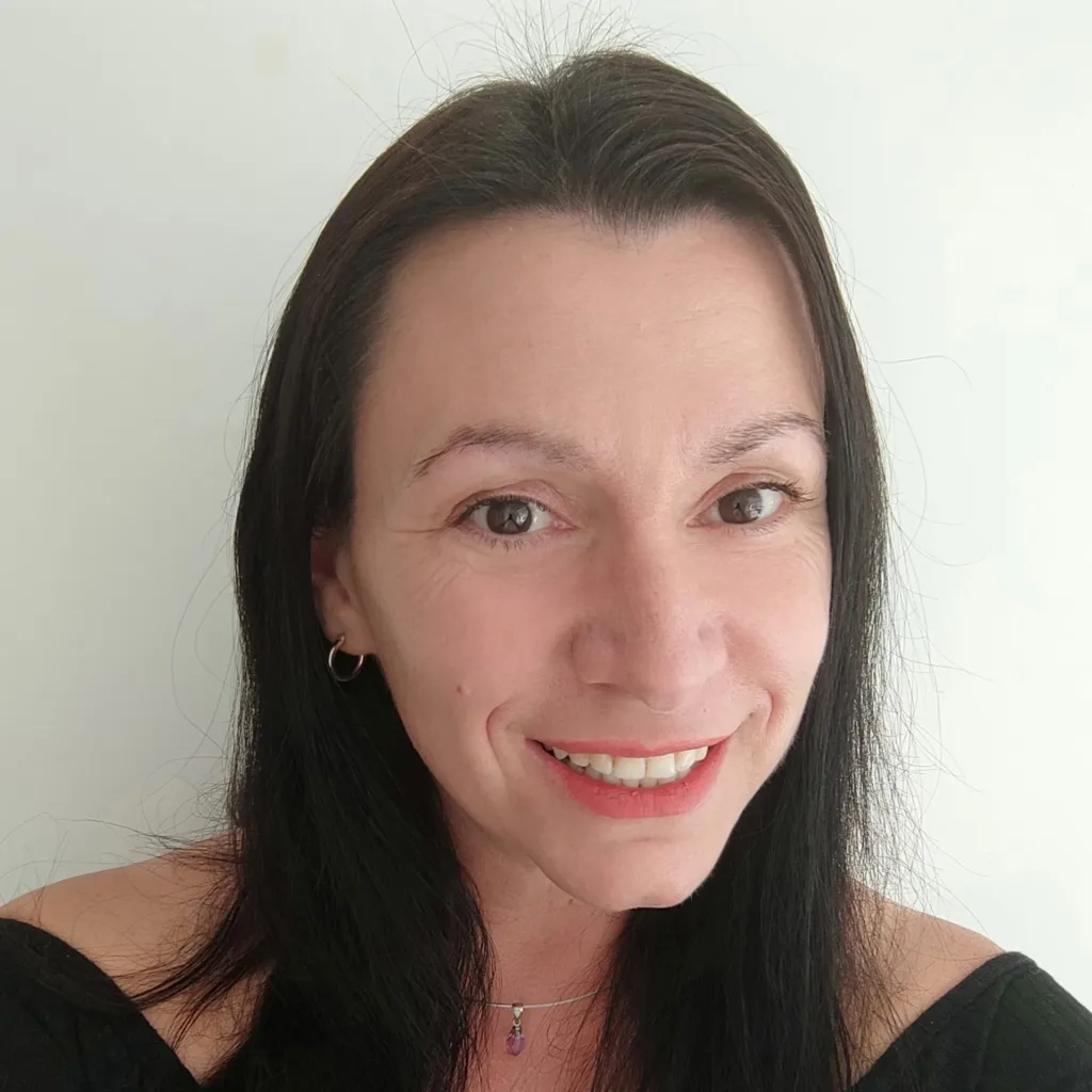 Aurore Ledoux, thérapeute holistique et clairvoyante